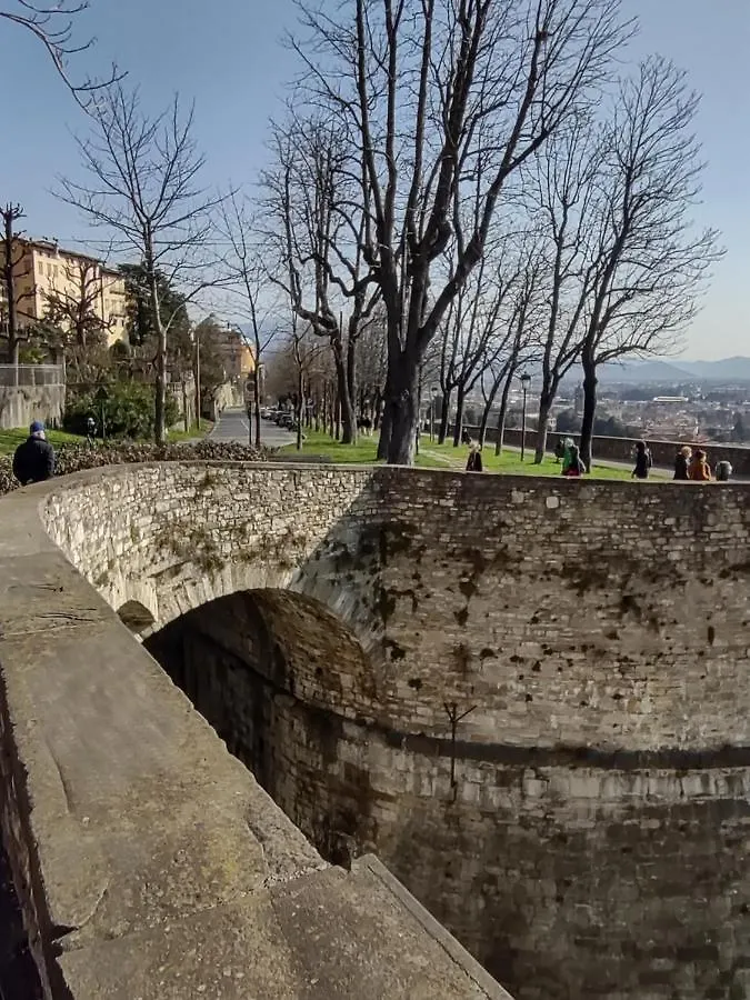 Dolce Notti Apartment Bergamo Homestay